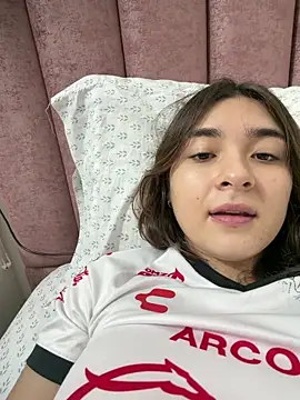 Valentina_ro's cam snapshot