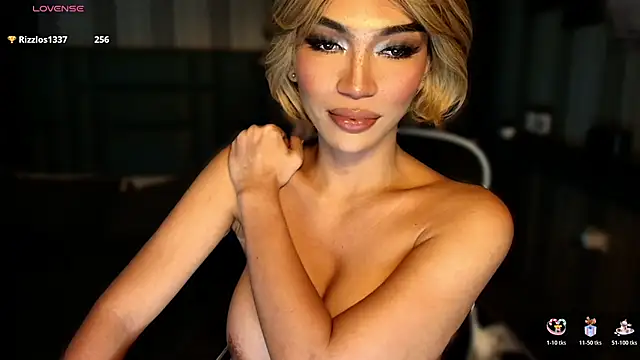 TsWomanofyourdesire_ live sex cam