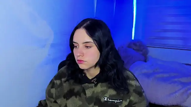 Emily_Lindey's cam snapshot