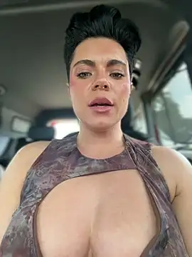 LukeLouHarvey's cam snapshot