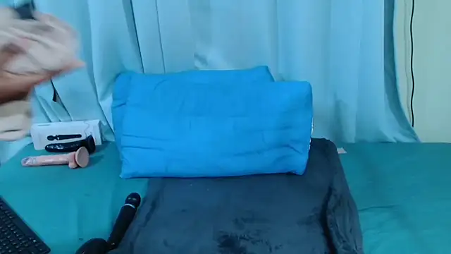 JasmineJxx's cam snapshot