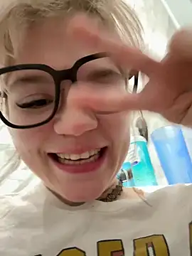 Cutiepiespanks live sex cam