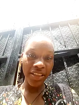 Petite_li live sex cam