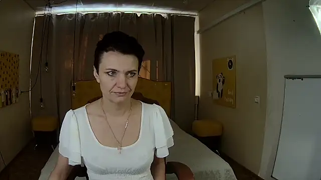 AvaSaturnian live sex cam