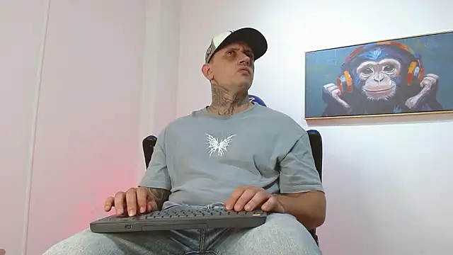 Joeysexx2 live sex cam