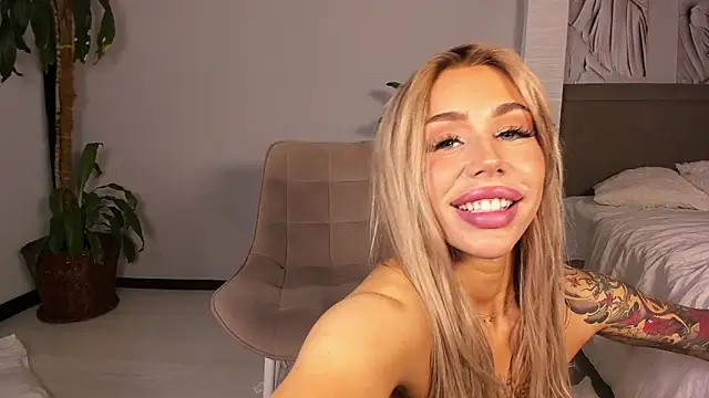 creambaby1 live sex cam