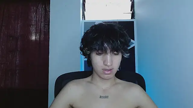 littlextreme live sex cam