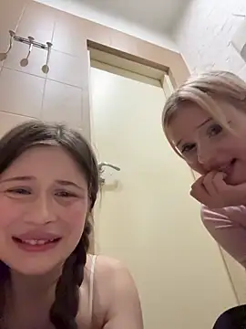 mmelicious live sex cam