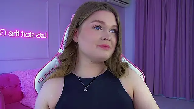 CrystalLyons live sex cam