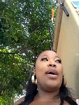 SWEETDOLLY29XX live sex cam