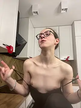 MartiniiSelenna live sex cam