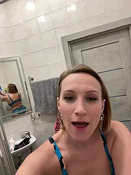 UmaTruewoman live sex cam