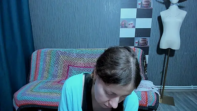 pa1e_pr1ncess's cam snapshot