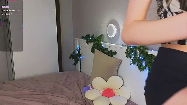 Succubelle live sex cam