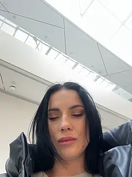 Roxana-Sexy live sex cam