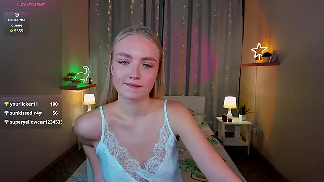 TessaGrays live sex cam