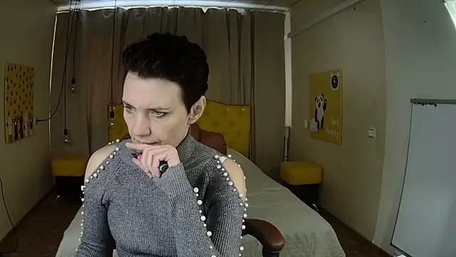 AvaSaturnian live sex cam