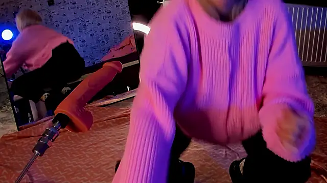 Lillie_Berry's cam snapshot