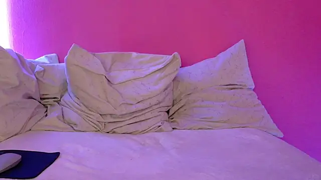 Sia_a's cam snapshot