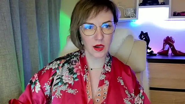 feliziaDesire's cam snapshot