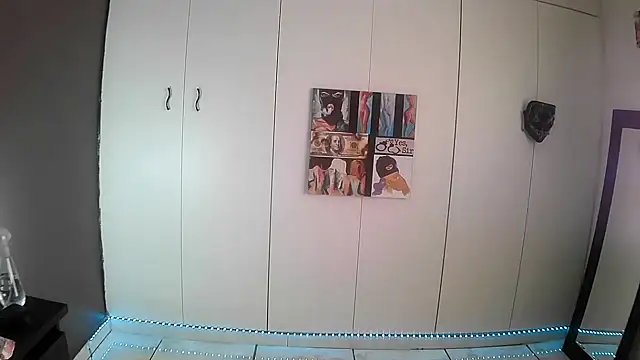 BaDSubMiss's cam snapshot