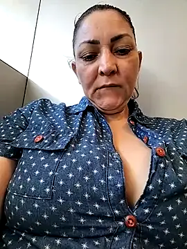 Lunita86's cam snapshot