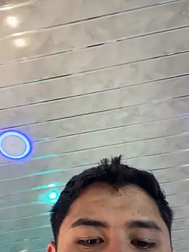 MatiasKorn live sex cam