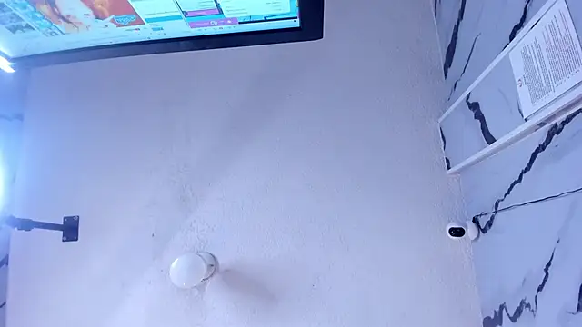 kandy_bronw's cam snapshot