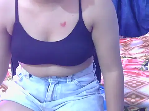 hot-Jasmine123's cam snapshot