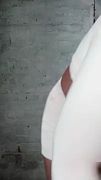 ChanneldelaCroix's cam snapshot