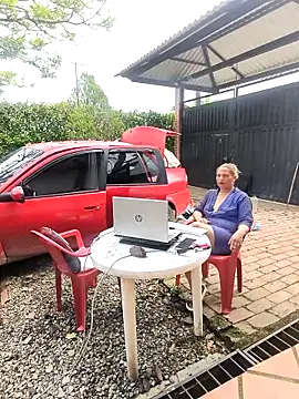 hotandfierylatinos2023's cam snapshot