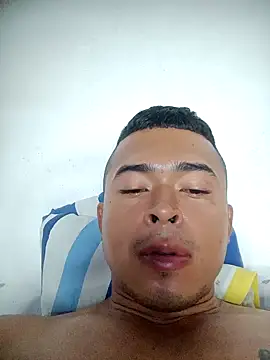 Rouer_9's cam snapshot