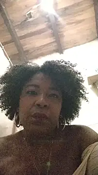 ChanneldelaCroix's cam snapshot