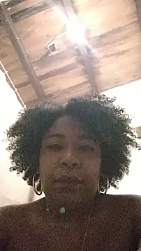 ChanneldelaCroix's cam snapshot