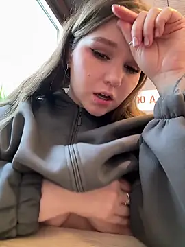 PumaShyXD live sex cam