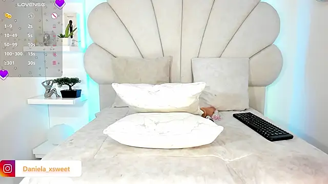Danielaangelina live sex cam