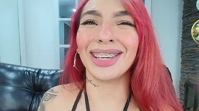 miss___abigail's cam snapshot