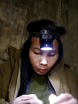 Ana_hoa live sex cam