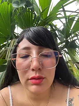 Arya_d live sex cam