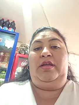 curvy_diva_'s cam snapshot