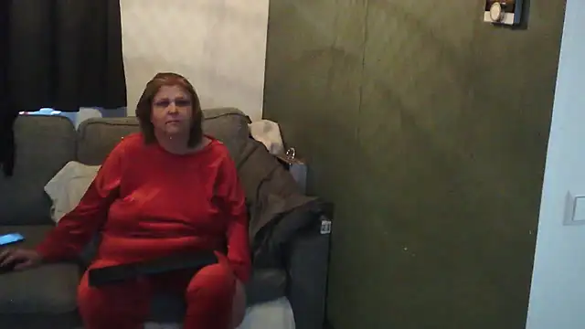 Sylviastar46 live sex cam