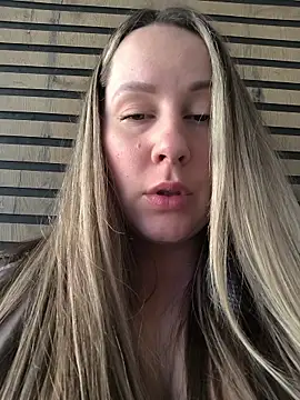 Mona_Plus live sex cam