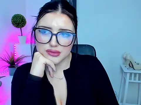 Miahavefun's cam snapshot