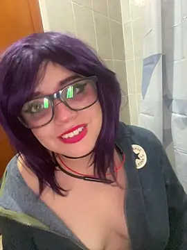 Lucy_YupiSweet live sex cam