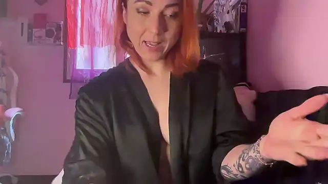 Nikky_Divine live sex cam