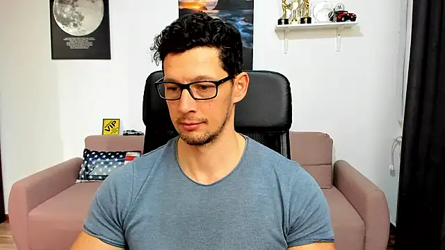 BrutusK08 live sex cam