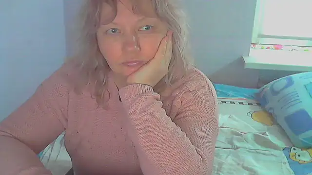 Lusi-777 live sex cam