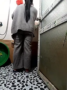 Tulip_Giang live sex cam