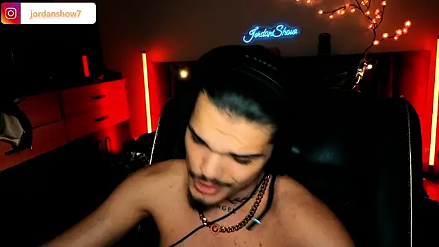 JordanShow live sex cam