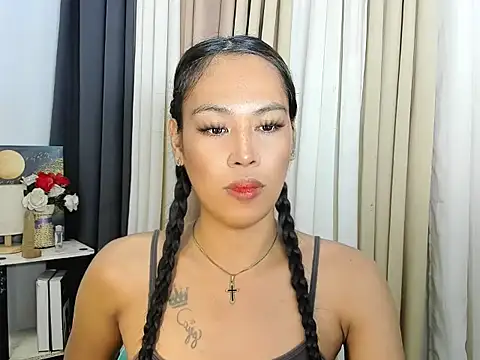 Savanna_White live sex cam